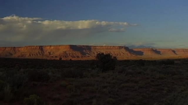 COSMOS GLOBAL: Nevada (In the Land of the Canyons)