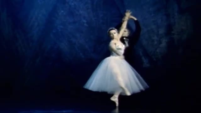 MAYA PLISETSKAYA - DIVA OF DANCE