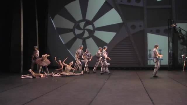 DELIBES, L.: Coppelia (Victor Ullate Ballet, 2013)