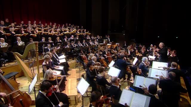 DVORAK, A.: Requiem (Eerens, Fink, Schmitt, M. Berg, Collegium Vocale Gent, Royal Flemish Philharmonic, Herreweghe)