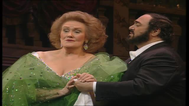 STUPENDA (LA) - Portrait of Joan Sutherland (A) (Classical Documentary)