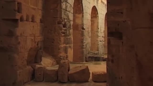 GLOBAL TREASURES: Tunisia (El Djem)