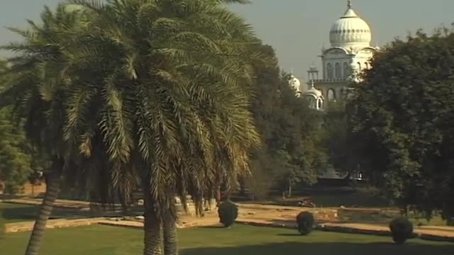 GLOBAL TREASURES: India (Humayun's Tomb)