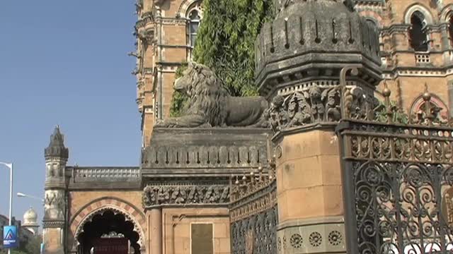 GLOBAL TREASURES: India (Victoria)