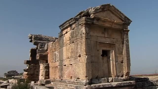 GLOBAL TREASURES: Turkey (Heirapolis Pamukkale)