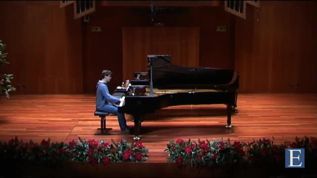 MOZART, W.A.: Piano Sonata No. 8: I. Allegro maestoso (Masterclass with Jerome Rose) (Yarchevskiy)