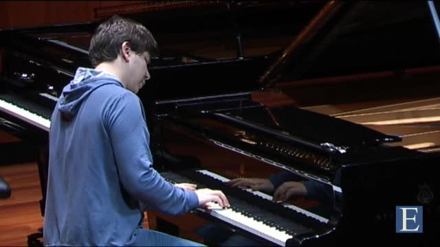 MOZART, W.A.: Piano Sonata No. 8: II. Andante cantabile con espressione (Masterclass with Jerome Rose) (Yarchevskiy)