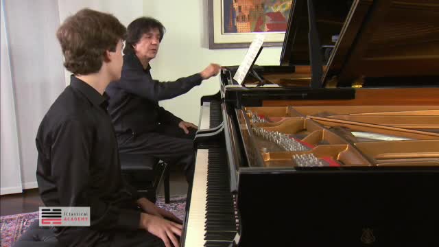 BEETHOVEN, L. van: 32 Variations, WoO 80: Variations 1-19 (Masterclass with Ricardo Castro) (Gurevich)